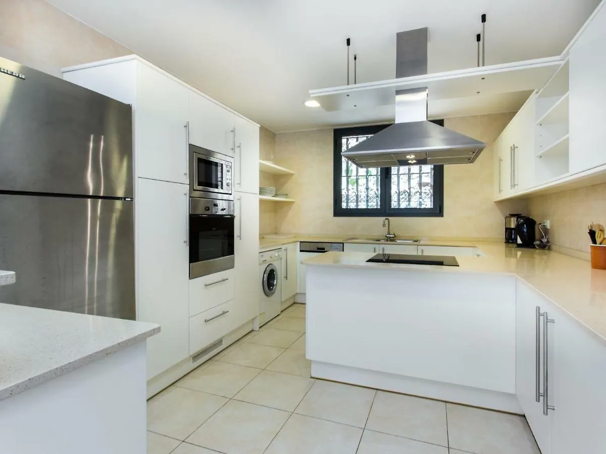 Tarracohomes, Villa With Botanic Garden And Private Pool Facing The Beach Miami Platja